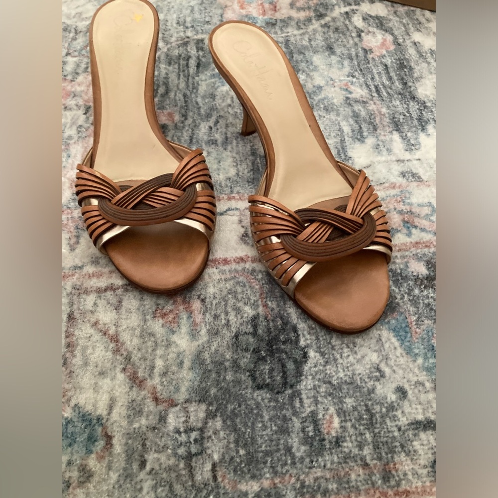 Cole Haan strapless leather shoes Size~8med.